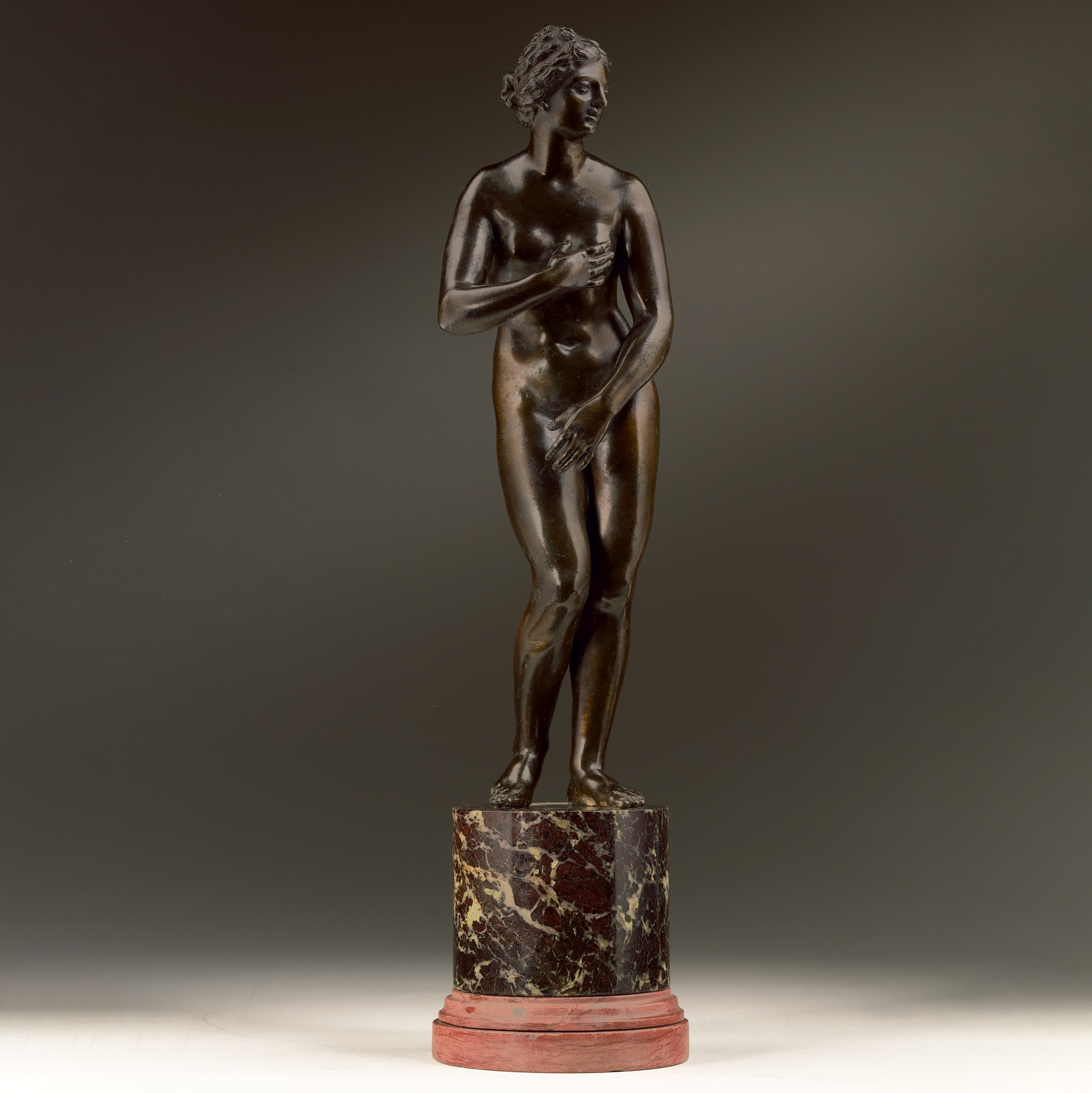 4. Venus de' Medici